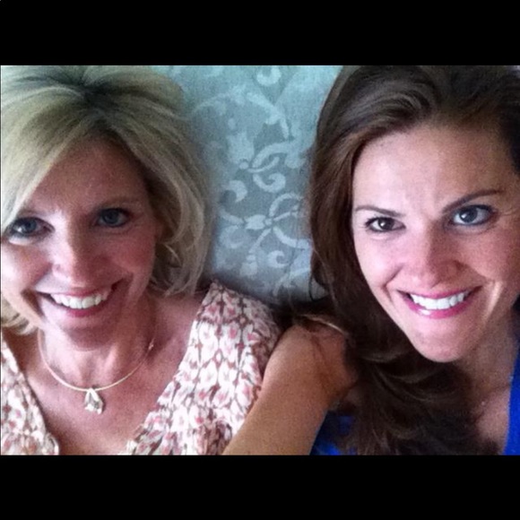 Meet your Posher, Lottie - Picture 3 of 6